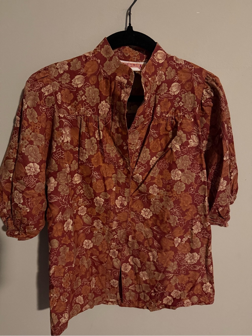 VINTAGE Leslie J 3-piece rusty red floral blouse, skirt, and reversible vest
